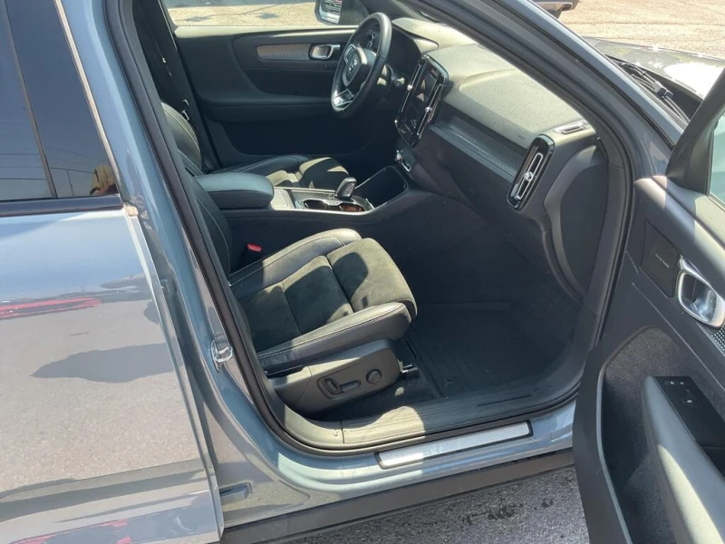Volvo XC40 * P8 Ultimate * CARFAX * ФИНАНСИРАНЕ* КУПИ СЕГА, снимка 11 - Автомобили и джипове - 52692618