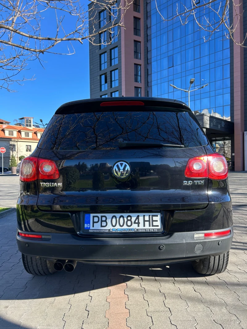 VW Tiguan 2.0-TDI, снимка 5 - Автомобили и джипове - 52939268