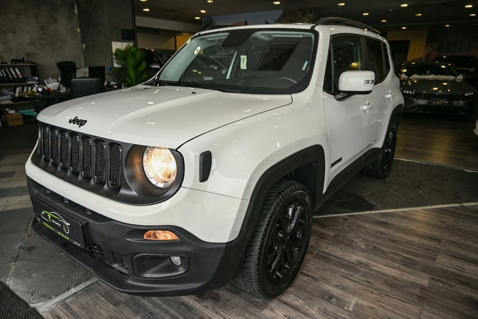 Jeep Renegade 2.4 TIGERSHARK ЛИЗИНГ БЕЗ ПЪРВОНАЧАЛНА ВНОСКА  - [1] 