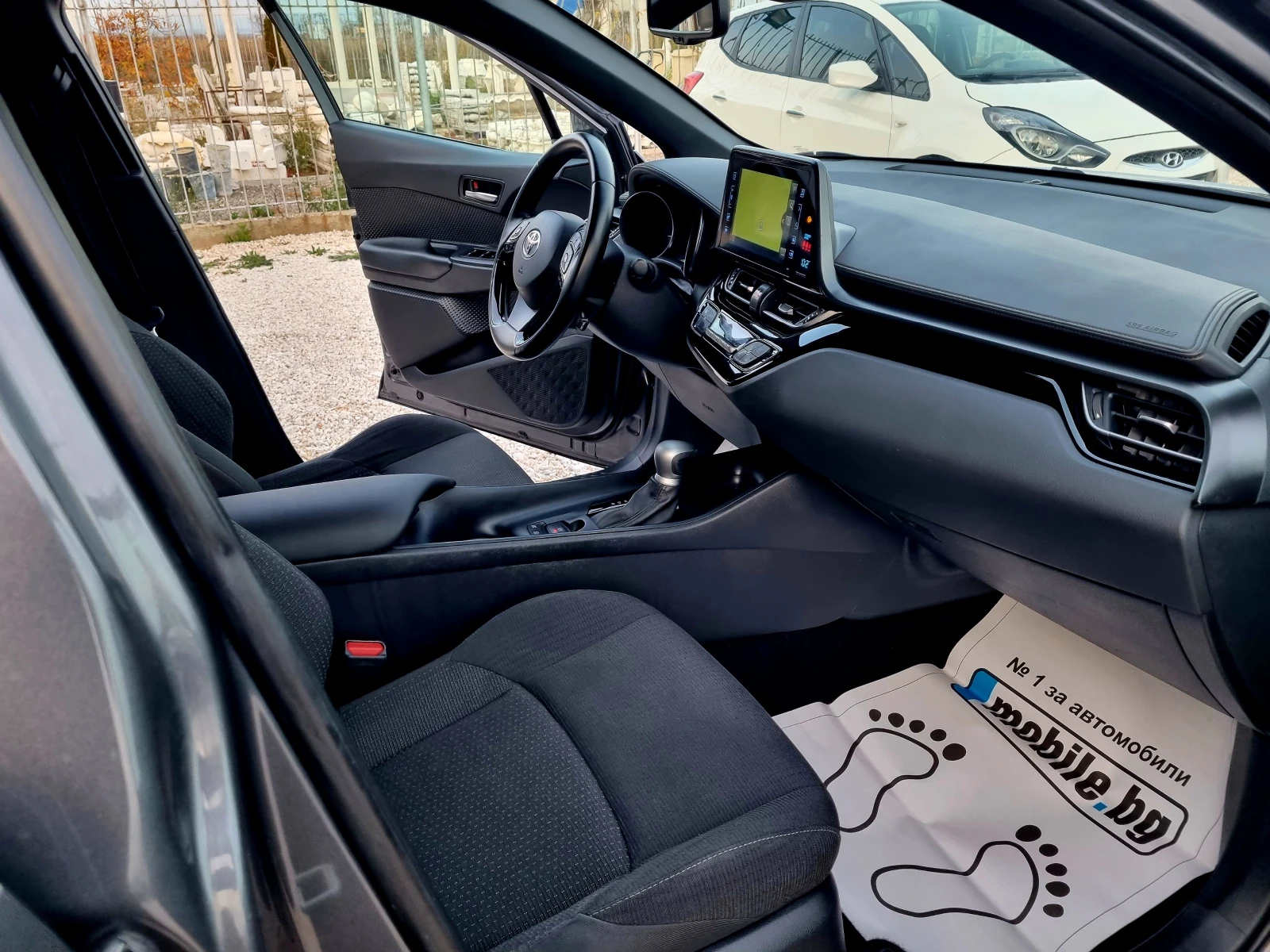 Toyota C-HR 1.8Hybrid Dynamic 122�� | Mobile.bg � ����������� 13