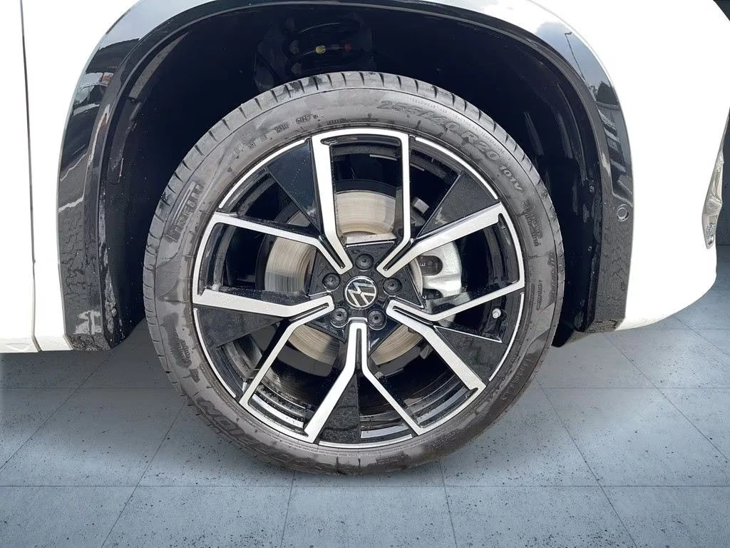 VW Tayron 1.5PHEV/204HP/RLINE/MASSAGE/360/ACC/LED/AMBI/125z - изображение 8