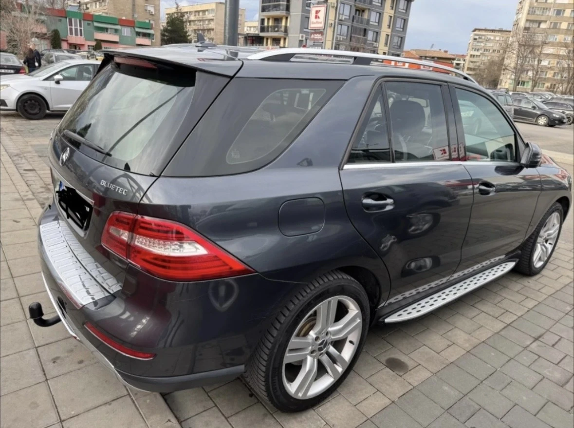 Mercedes-Benz ML 250 AMG OPTIC, снимка 3 - Автомобили и джипове - 53955285