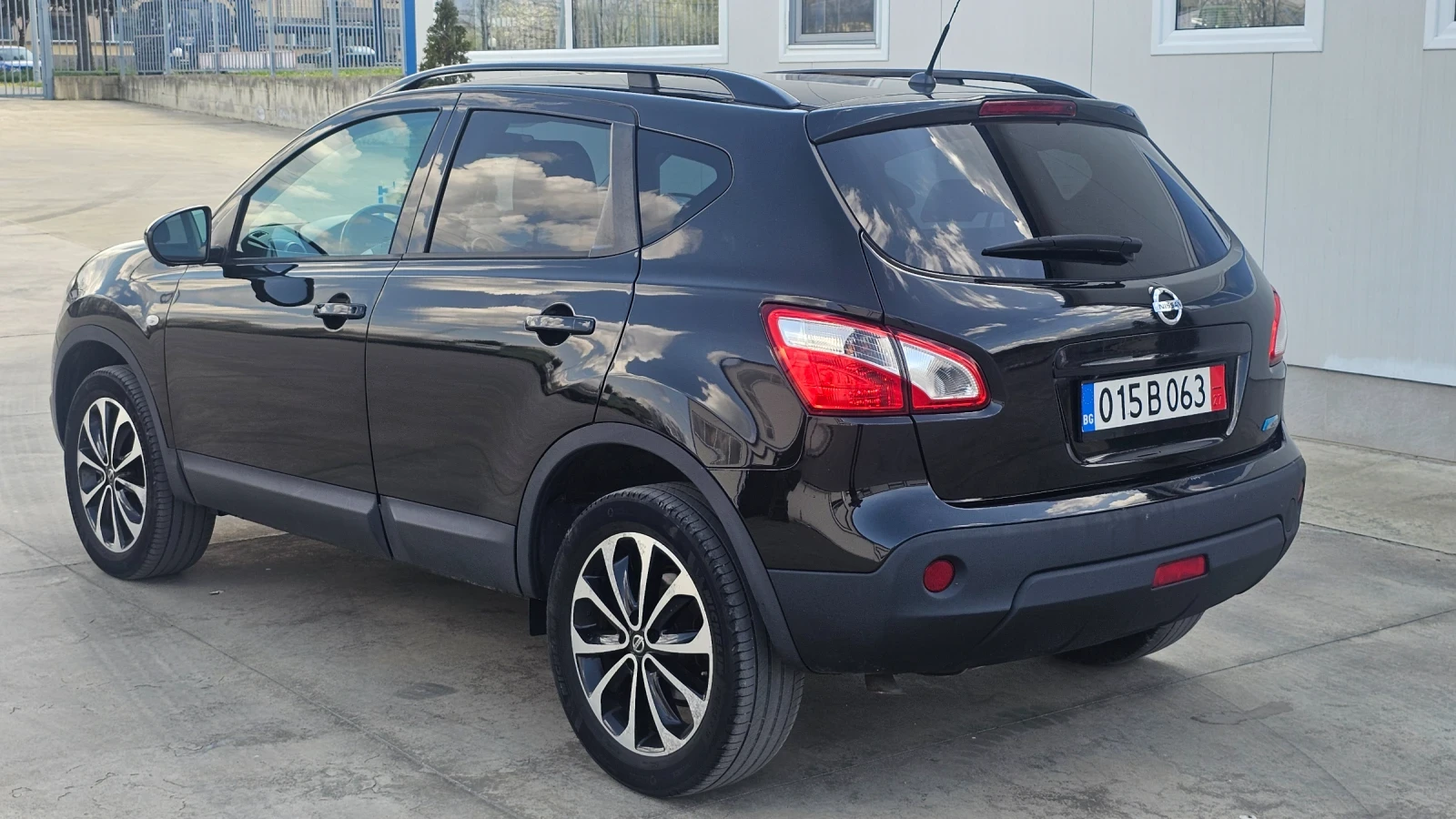 Nissan Qashqai 1.6 DCi* TO�* 6 ��������* ��������*  | Mobile.bg � ����������� 3