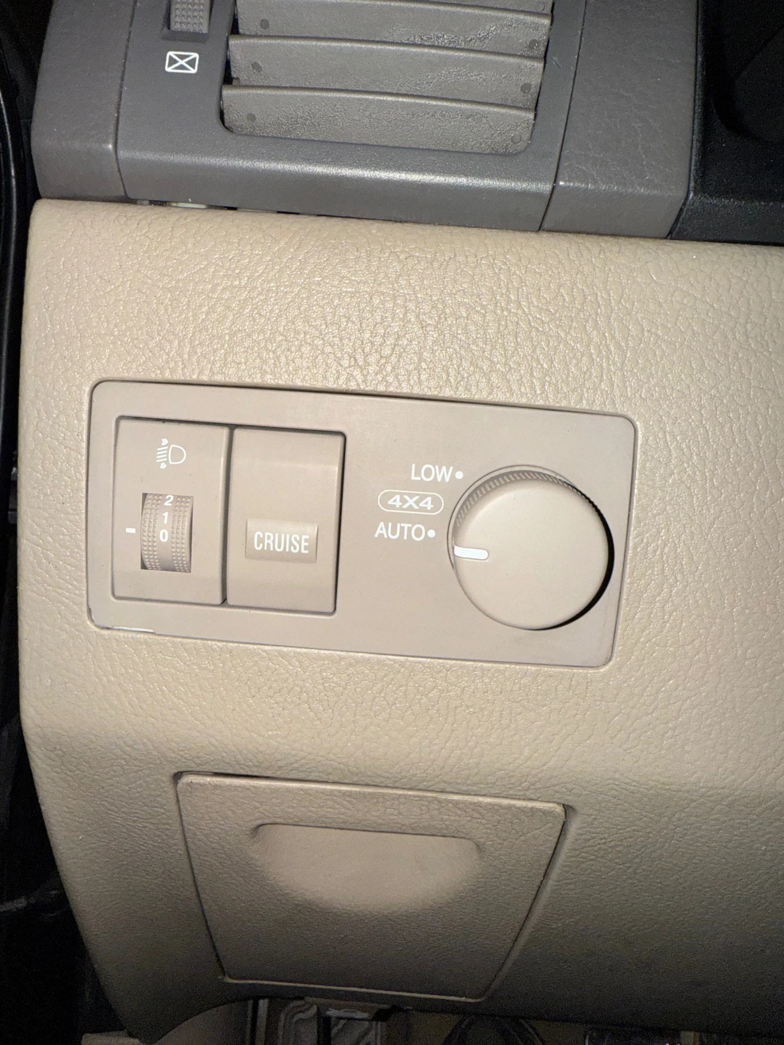 Kia Sorento, снимка 13 - Автомобили и джипове - 54281071