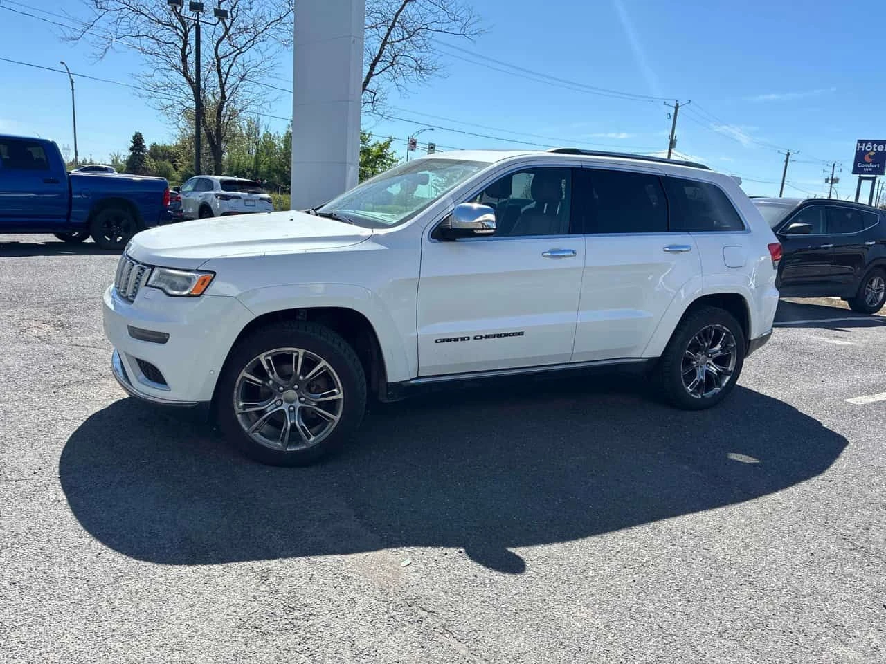 Jeep Grand cherokee Summit /Harman Kardon/DISTRONIC/АВТОКРЕДИТ , снимка 2 - Автомобили и джипове - 54629220