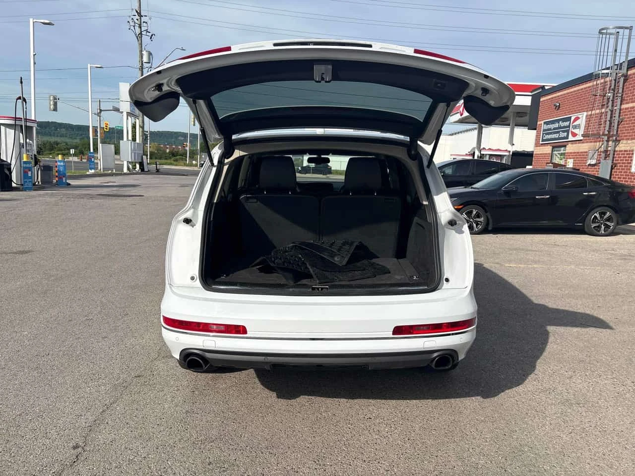 Audi Q7 * 3.0T Technik * ПАНОРАМА * ПОДГРЕВ * АВТОКРЕДИТ, снимка 6 - Автомобили и джипове - 54875980
