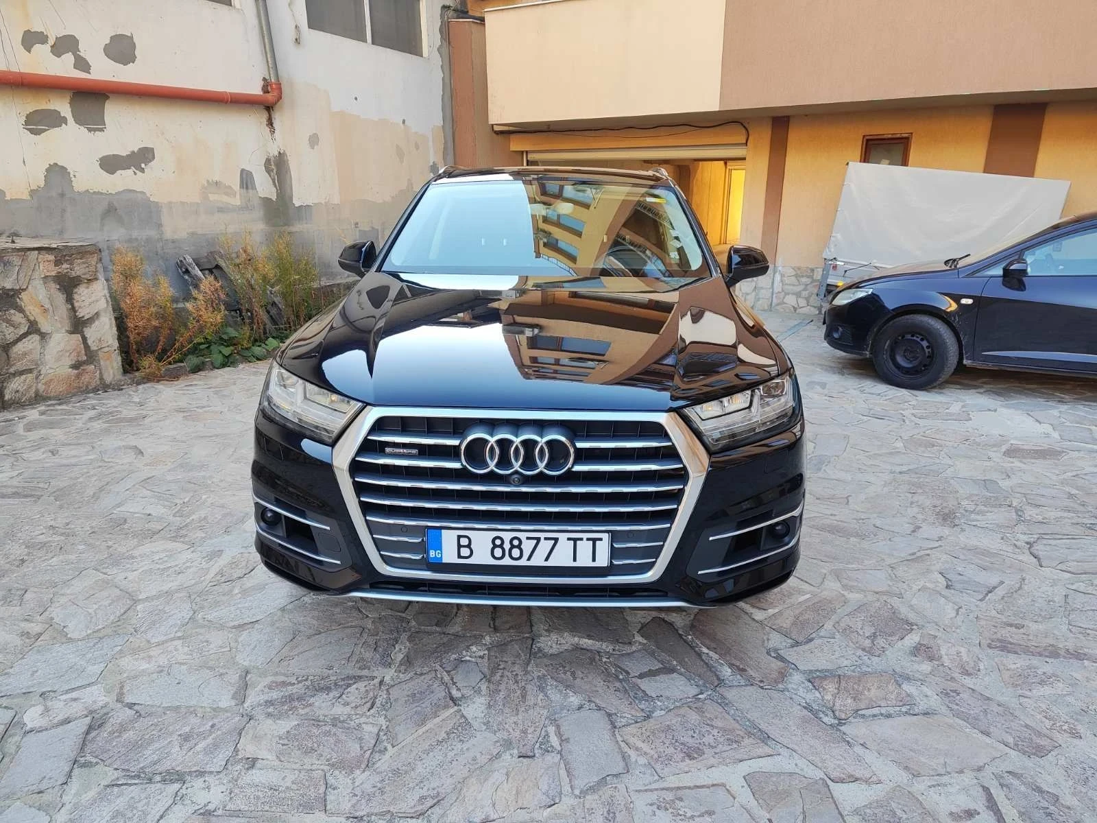 Audi Q7, снимка 2 - Автомобили и джипове - 55994157