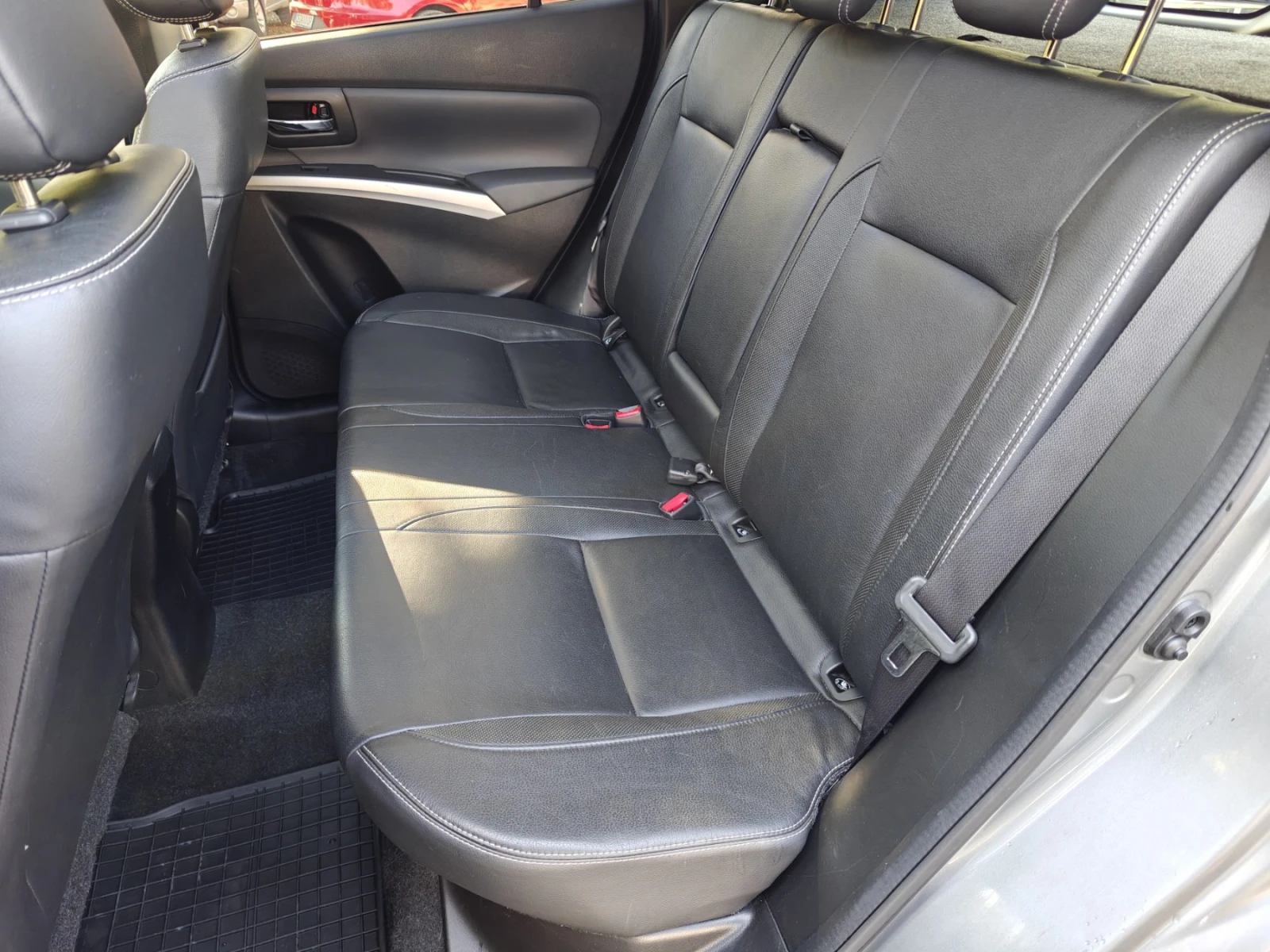 Suzuki SX4 S-Cross 1.6 2WD 120hp, снимка 10 - Автомобили и джипове - 56125658
