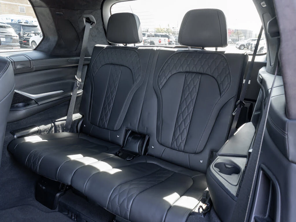 BMW X7 40i* M SPORT* DISTRONIC* �����* SKY LOUNGE* ������ | Mobile.bg � ����������� 15