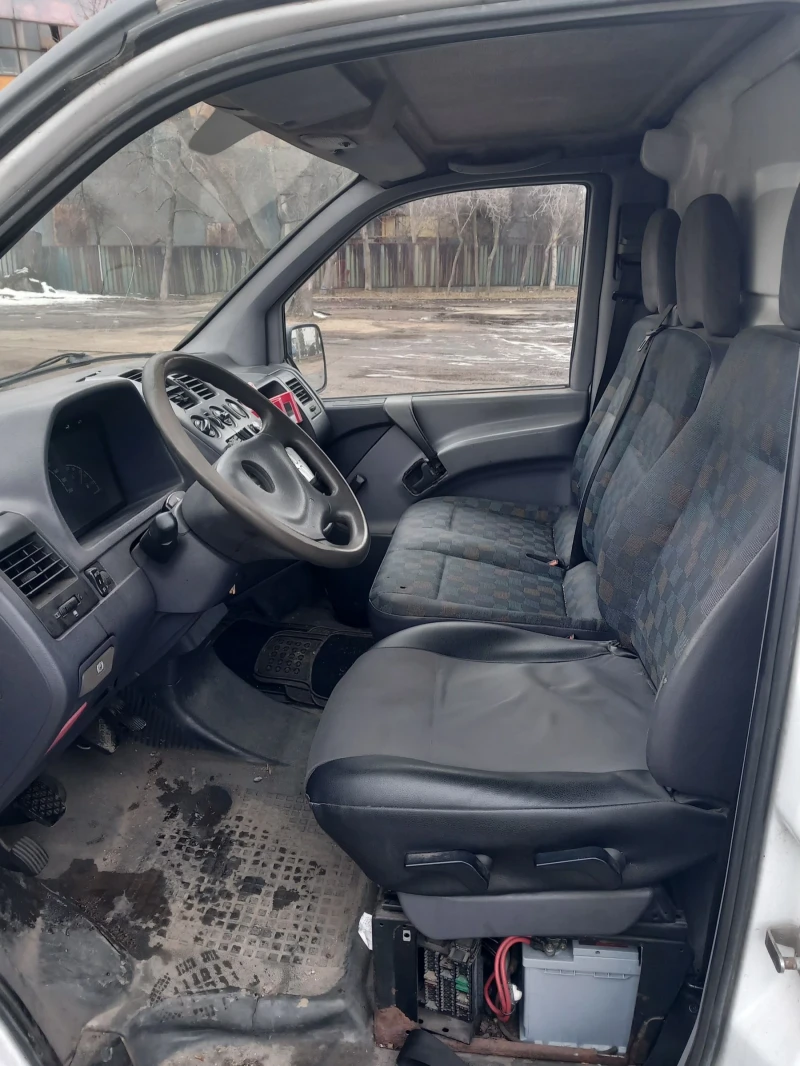 Mercedes-Benz Vito, снимка 12 - Бусове и автобуси - 48595226