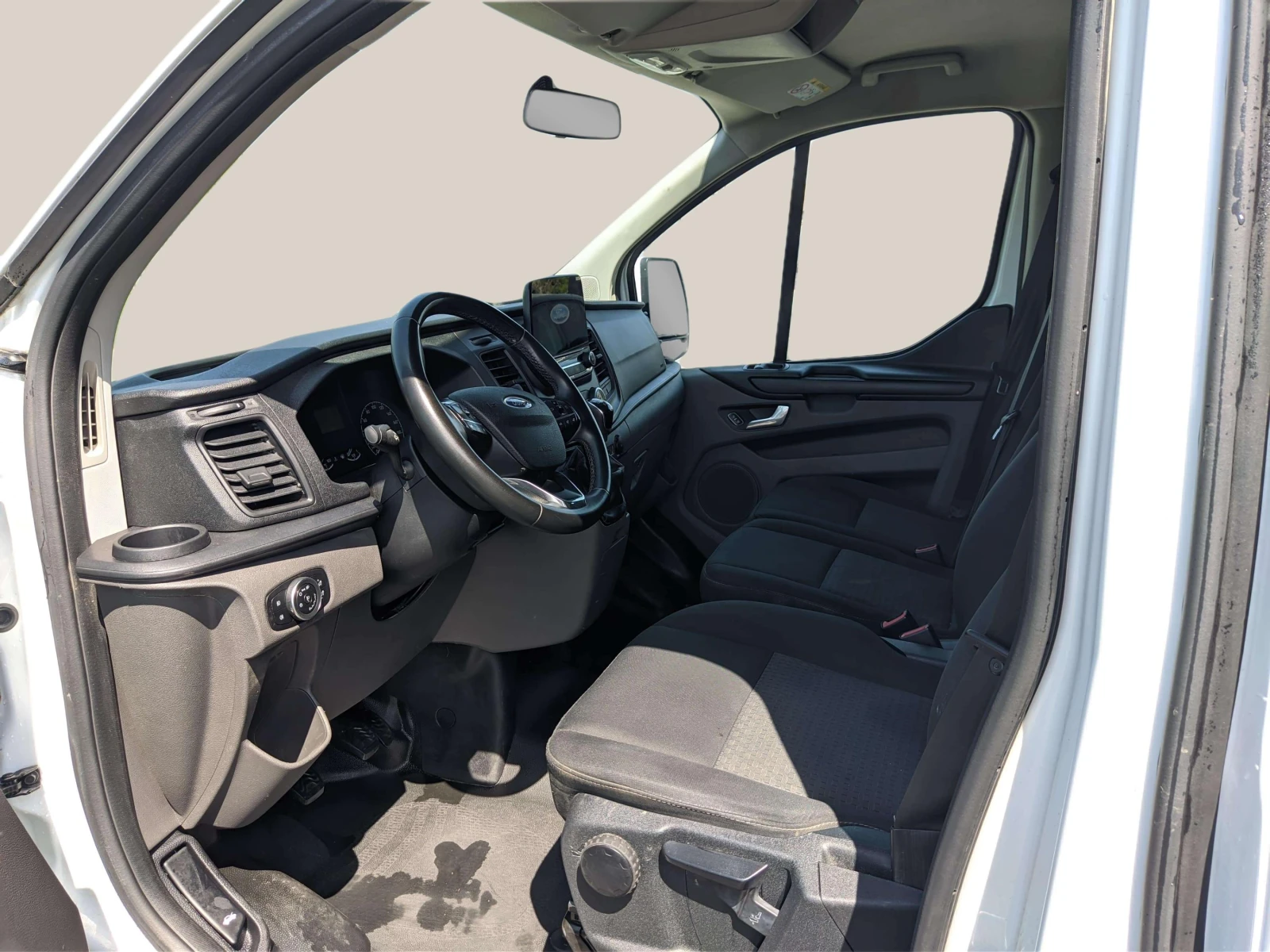 Ford Transit Custom 2.0 - изображение 7