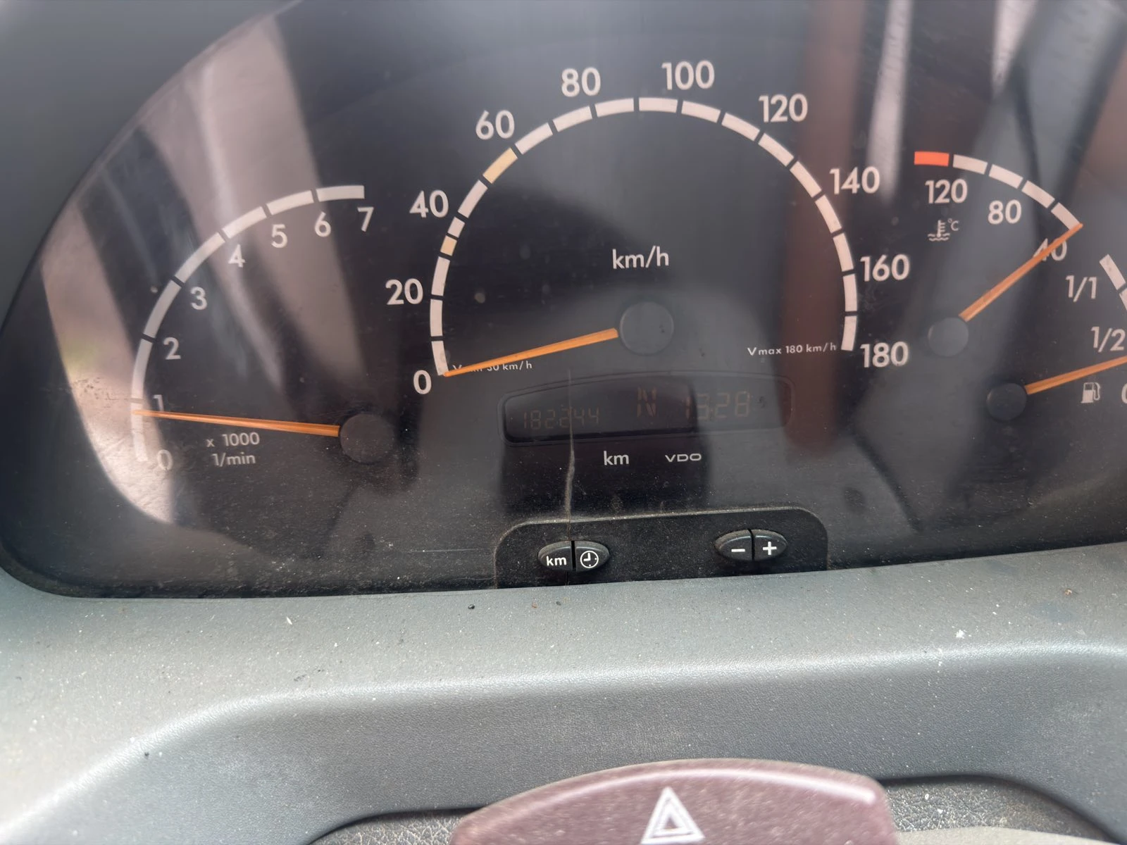 Mercedes-Benz Sprinter 211 атвомат, ел. шибидах, снимка 5 - Бусове и автобуси - 56056606
