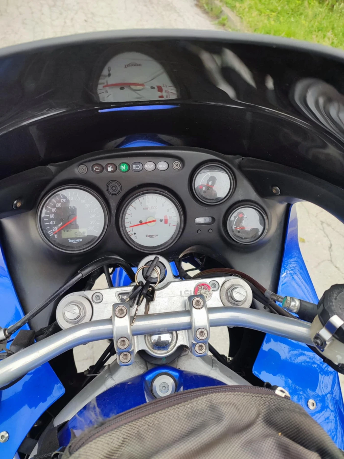 Triumph Sprint 955 - изображение 3