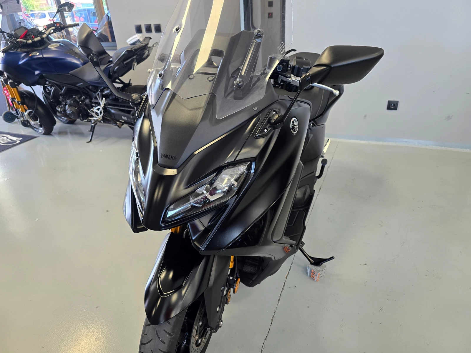 Yamaha T-max 560 Tech Max, 2023г.!, снимка 7 - Мотоциклети и мототехника - 54884419