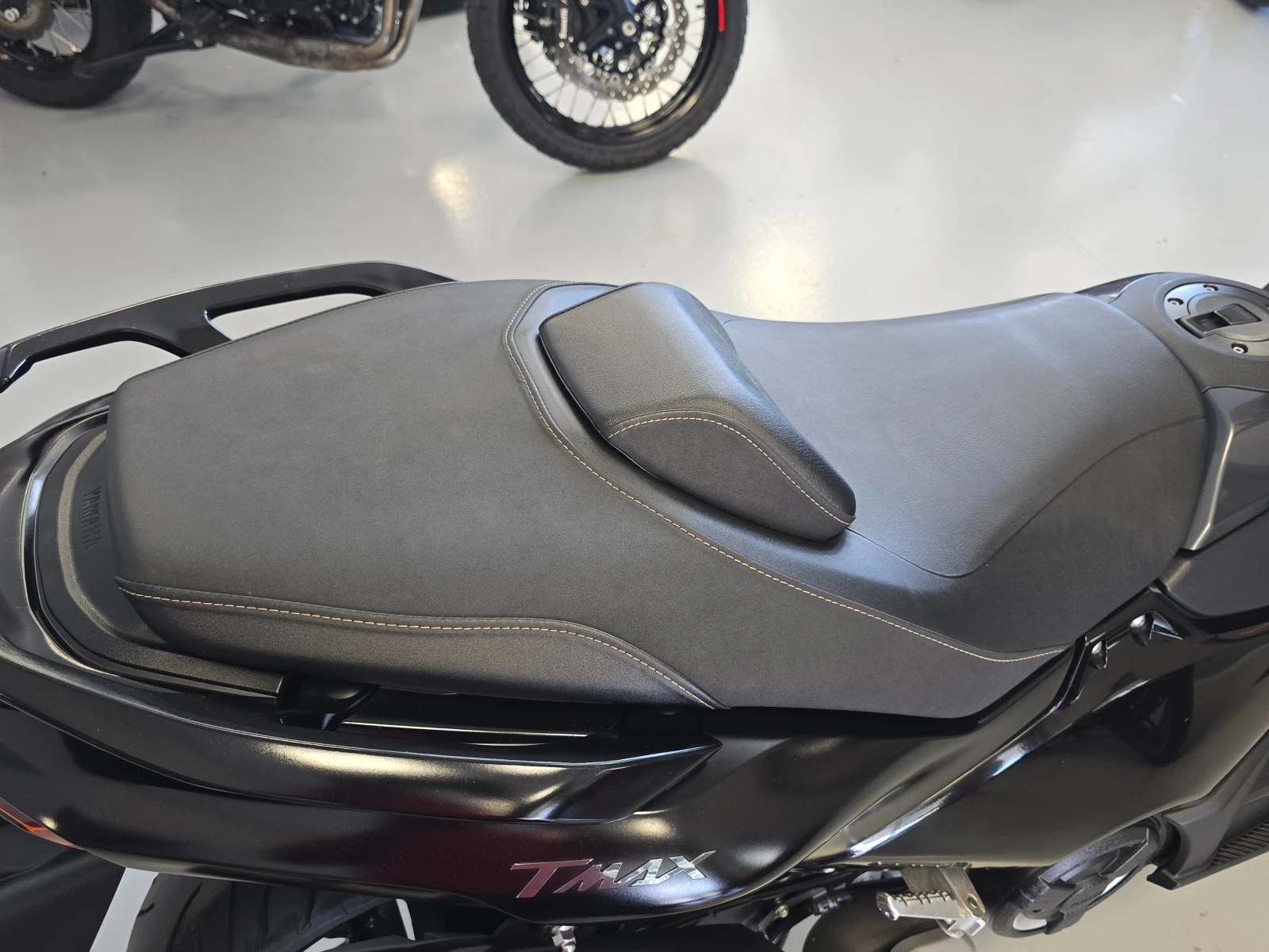 Yamaha T-max 560 Tech Max, 2023г.!, снимка 13 - Мотоциклети и мототехника - 54884419