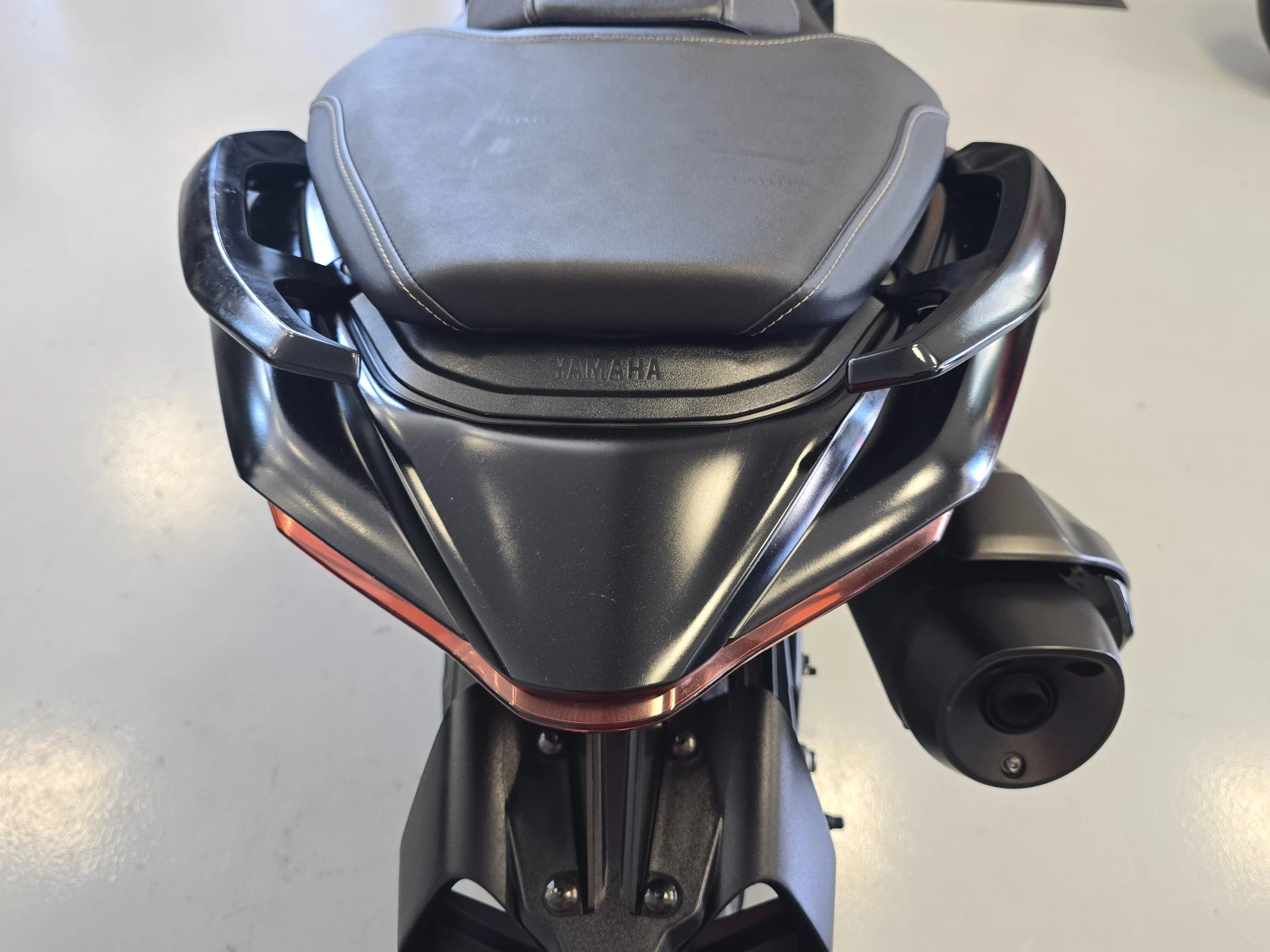 Yamaha T-max 560 Tech Max, 2023г.!, снимка 12 - Мотоциклети и мототехника - 54884419