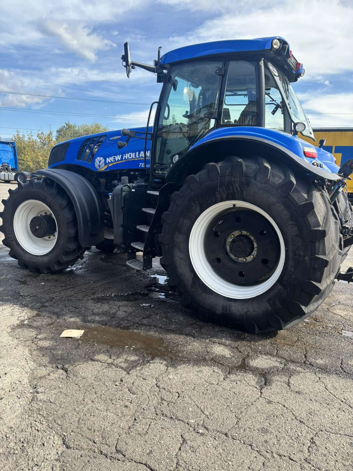 Трактор New Holland T8.420, снимка 7 - Селскостопанска техника - 56294592