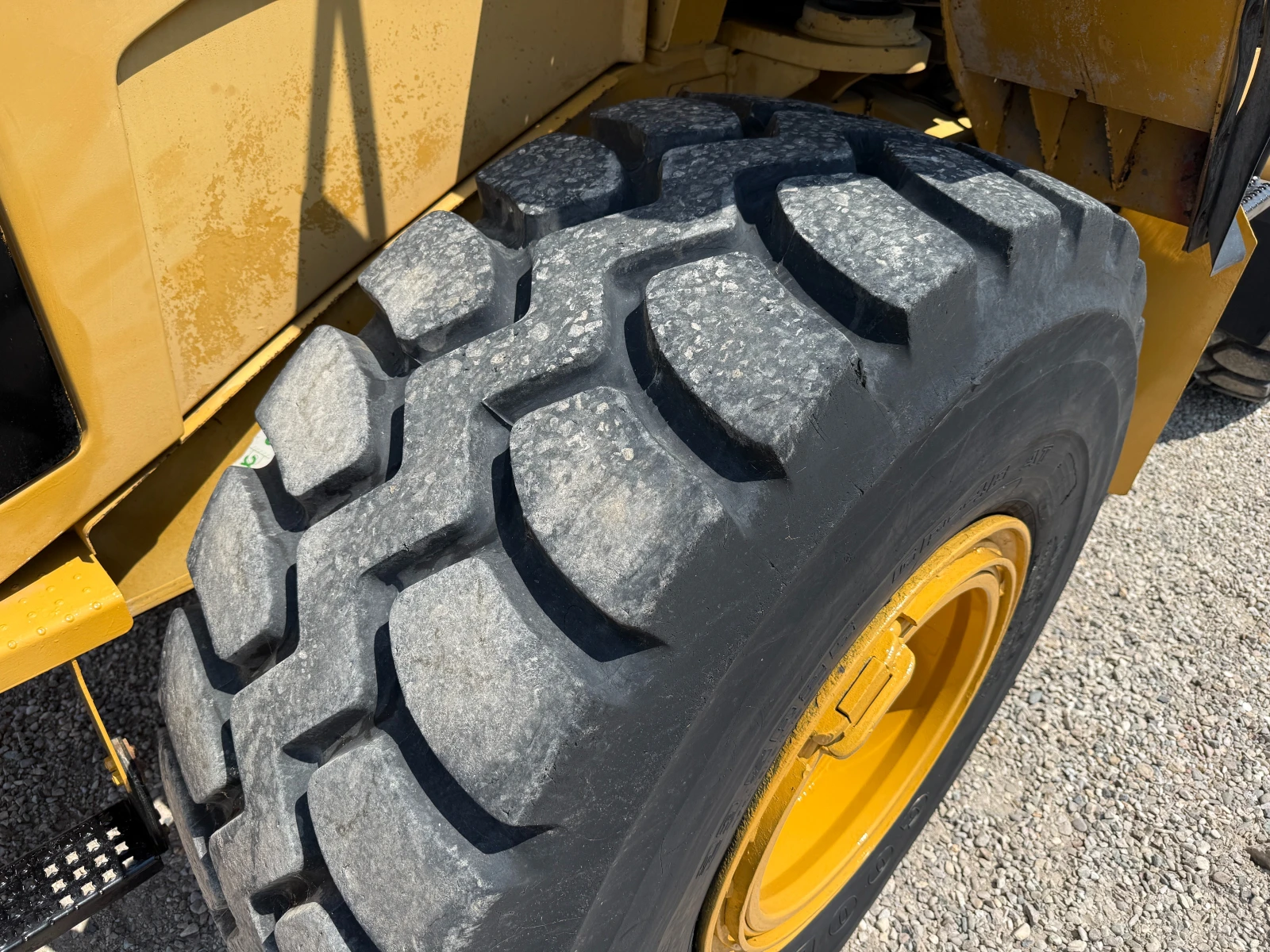 Челен товарач Caterpillar 962 G, снимка 7 - Индустриална техника - 55176439