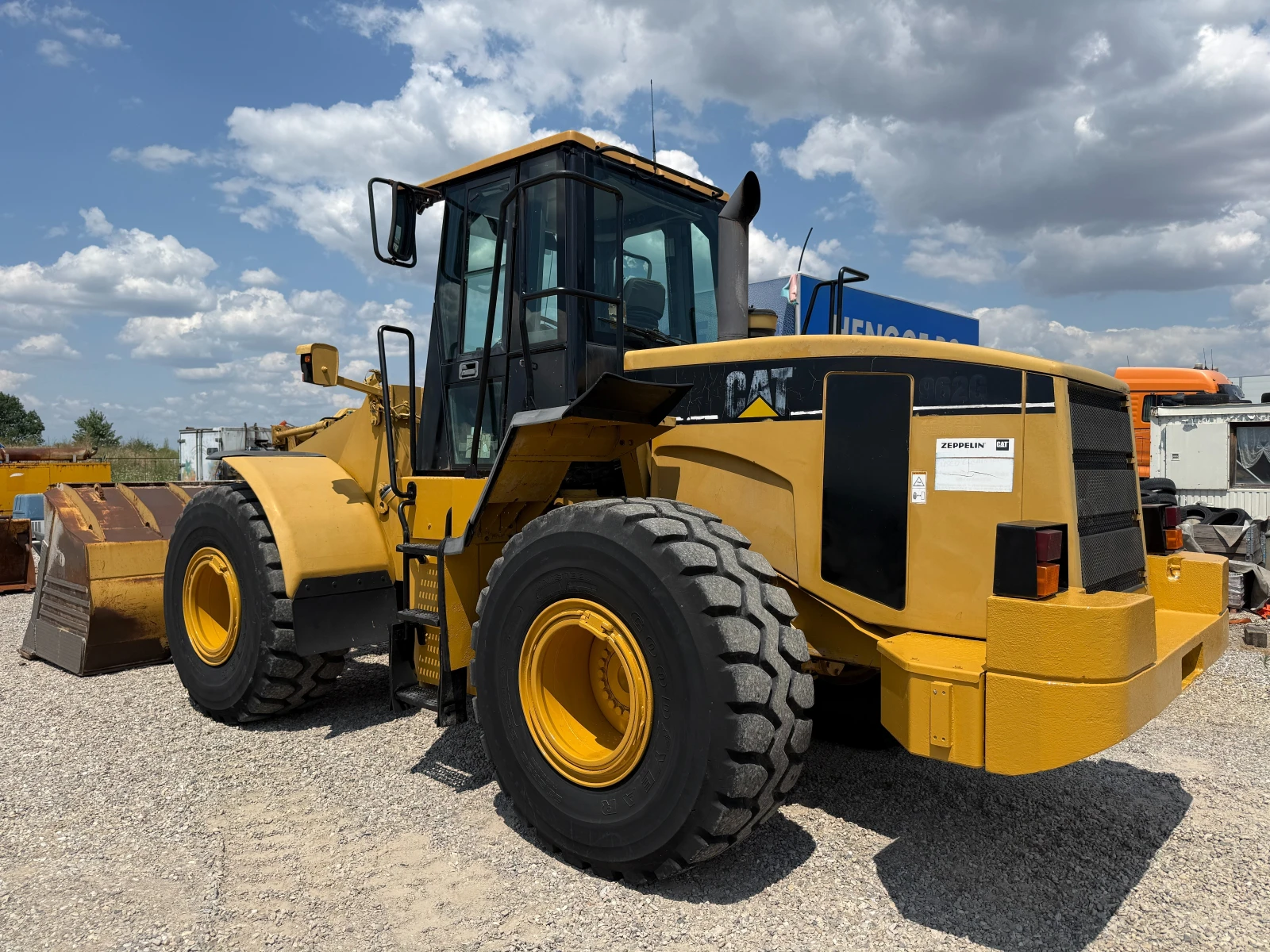 Челен товарач Caterpillar 962 G, снимка 16 - Индустриална техника - 55176439