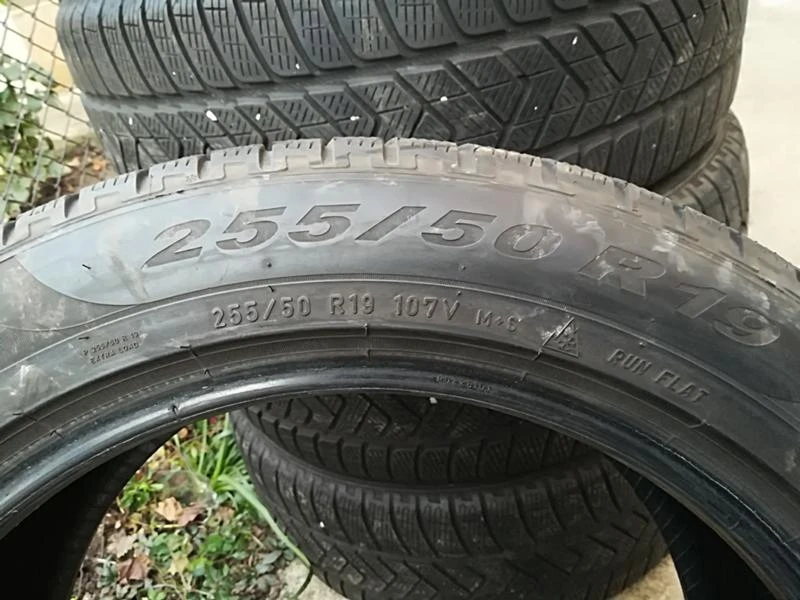 Гуми Зимни 255/45R20, снимка 7 - Гуми и джанти - 23625490