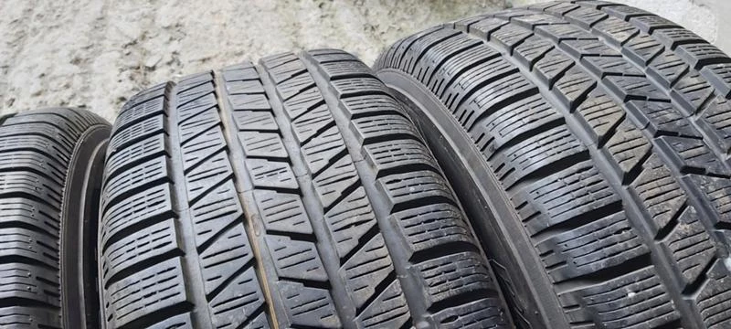 Гуми Зимни 255/60R17, снимка 3 - Гуми и джанти - 35129813