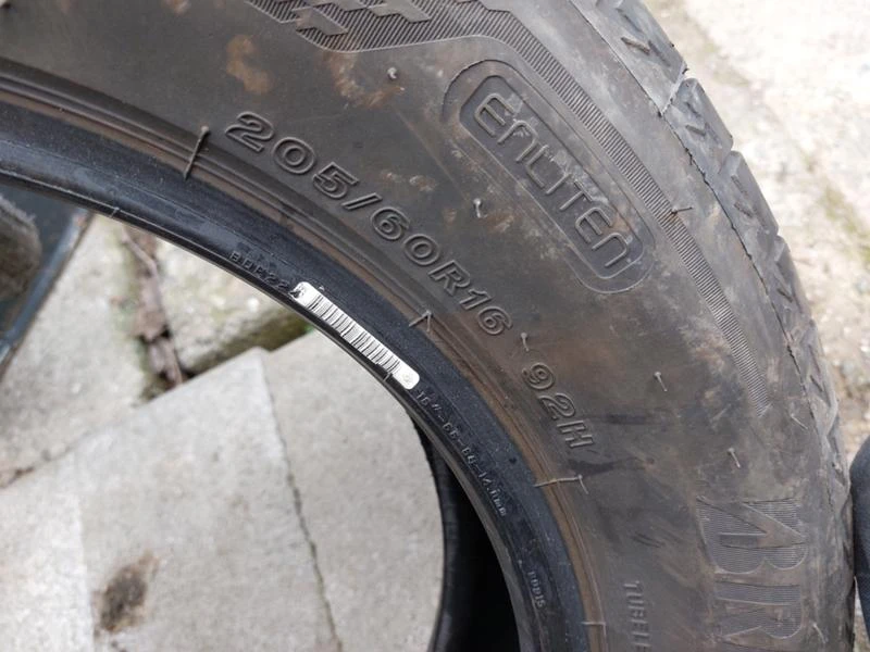 Гуми Летни 205/60R16, снимка 6 - Гуми и джанти - 36273699