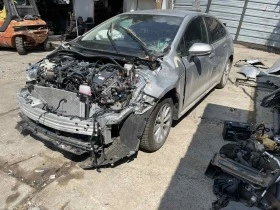 Toyota Corolla 1.8 hibryd, снимка 5