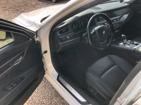 BMW 740 i-УНИКАТ/3.0i-104000 км/100%РЕАЛНА-FULL-БЯЛА ПЕРЛА, снимка 8