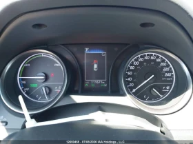 Toyota Camry HYBRID* , снимка 10