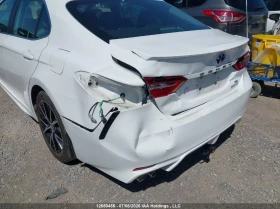 Toyota Camry HYBRID* , снимка 6