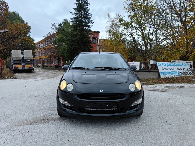 Smart Forfour 1.1 бензин 75 к.с , ЕВРО 4 , 5 врати , климатик, снимка 1 - Автомобили и джипове - 40679238