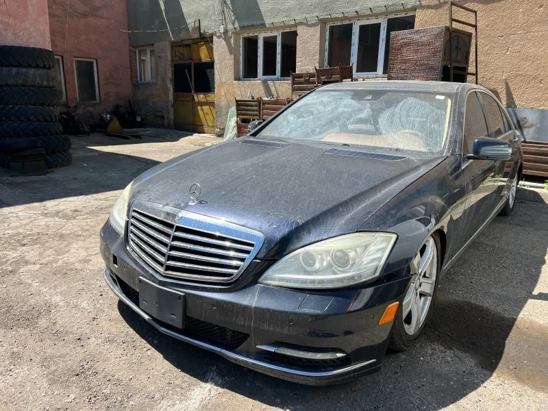 Mercedes-Benz S 550 5.5 Long бензин 4matic USA, снимка 3 - Автомобили и джипове - 45498022