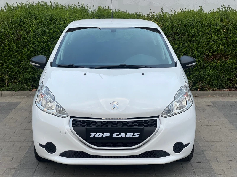 Peugeot 208 ЛИЗИНГ, снимка 2 - Автомобили и джипове - 46626107