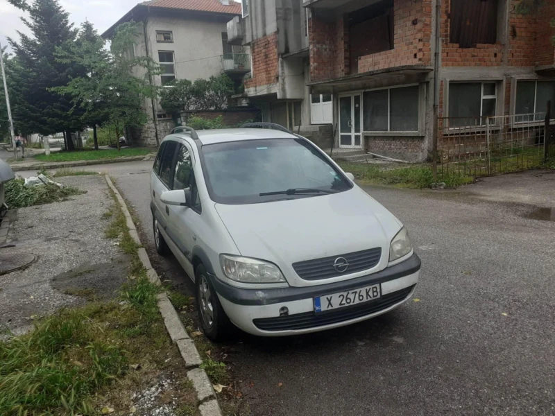 Opel Zafira, снимка 3 - Автомобили и джипове - 48923579