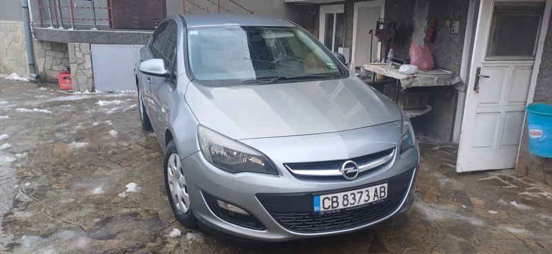 Opel Astra, снимка 2 - Автомобили и джипове - 49271822