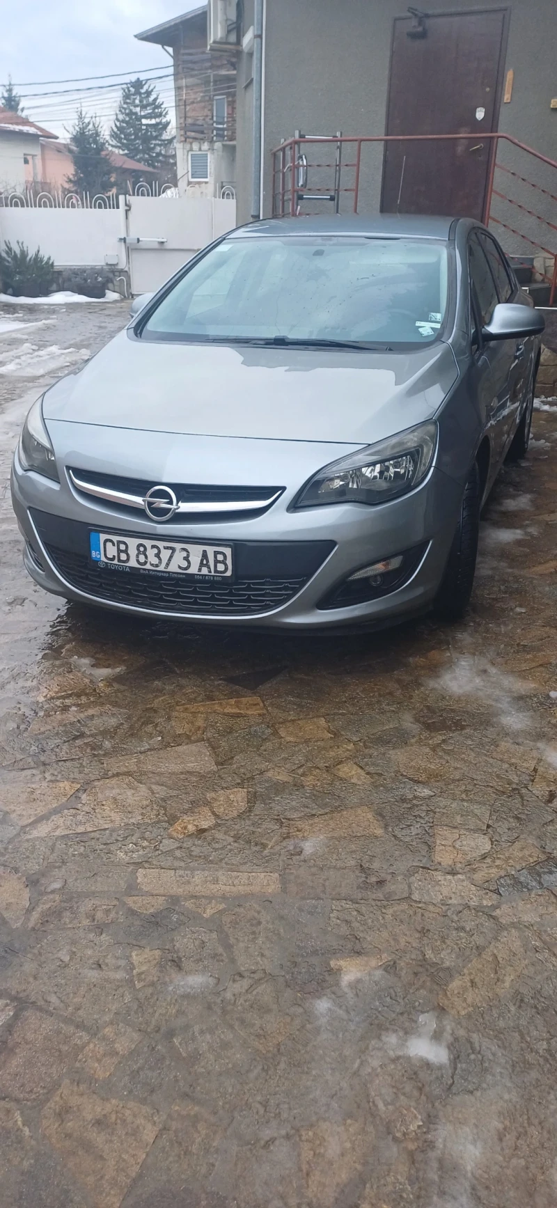 Opel Astra, снимка 1 - Автомобили и джипове - 49271822