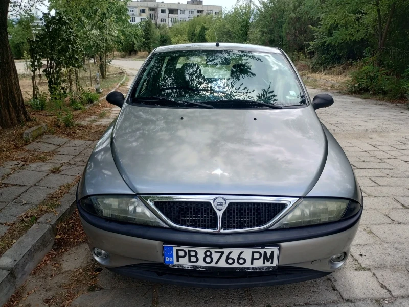 Lancia Ypsilon, снимка 4 - Автомобили и джипове - 52378556