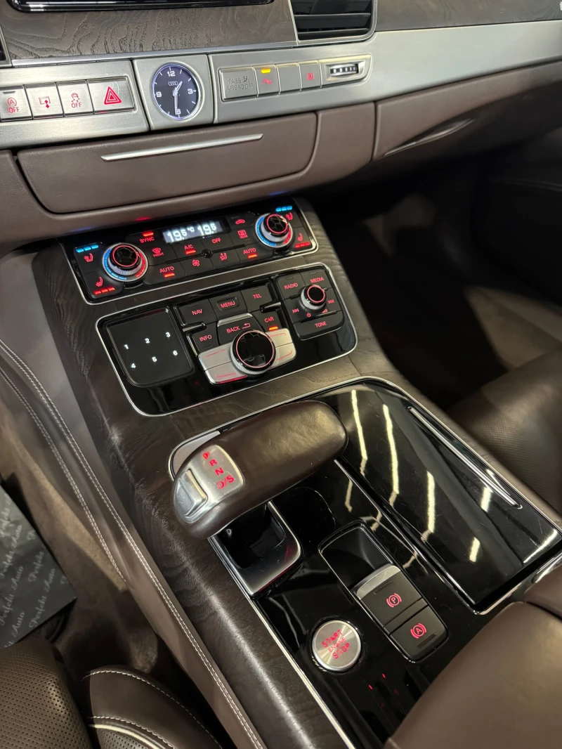 Audi A8 4.2 QUATTRO S LINE FULL Екстри BOSE HEAD UP, снимка 10 - Автомобили и джипове - 52420699