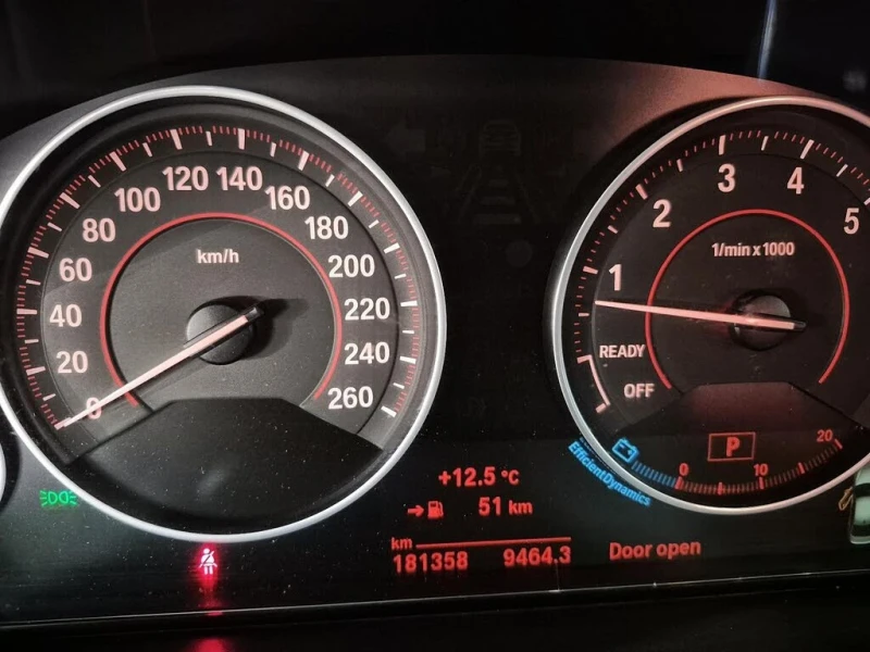 BMW 328 XDRIVE M PACK* CARBON* ШИБИДАХ* ПОДГРЕВ* КАМЕРА, снимка 11 - Автомобили и джипове - 52551736