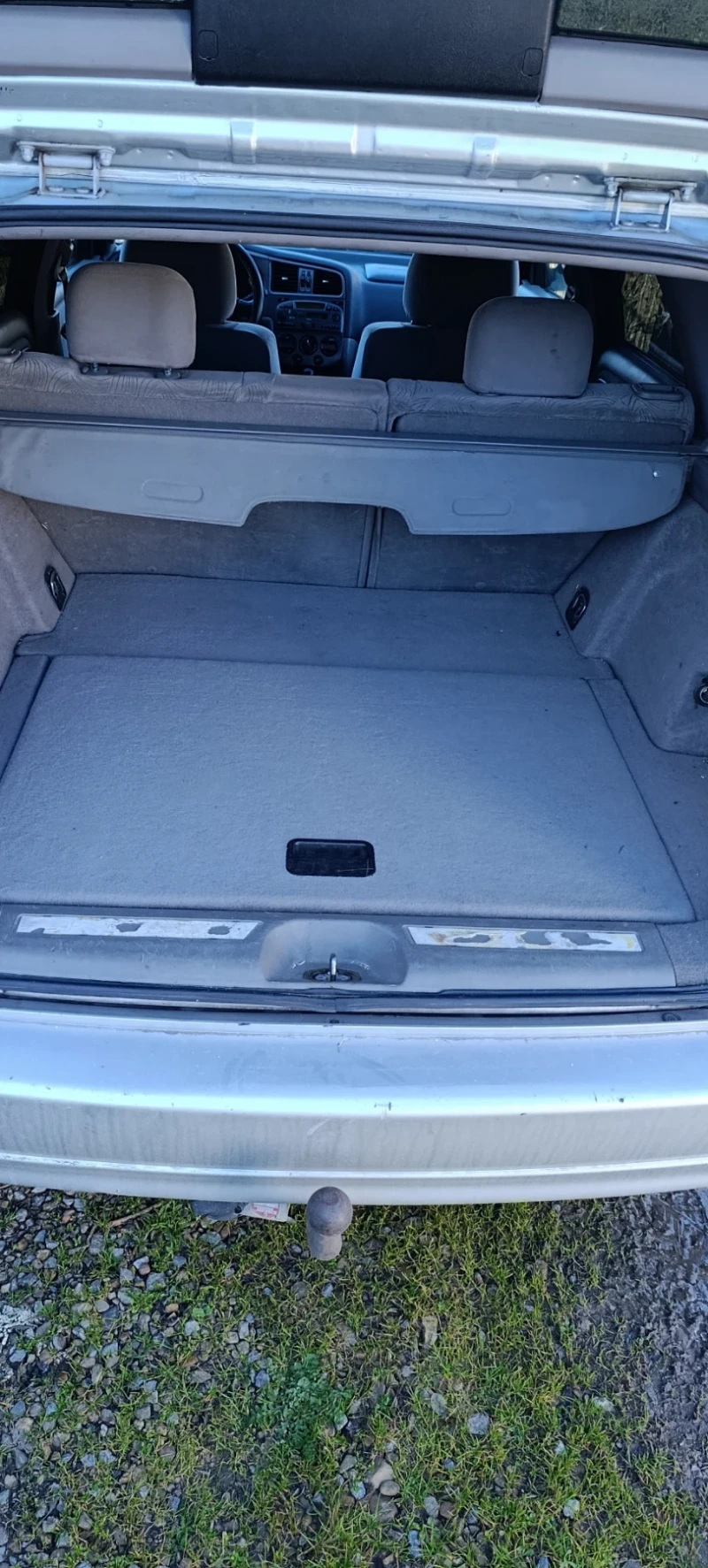 Nissan Primera, снимка 12 - Автомобили и джипове - 53042029