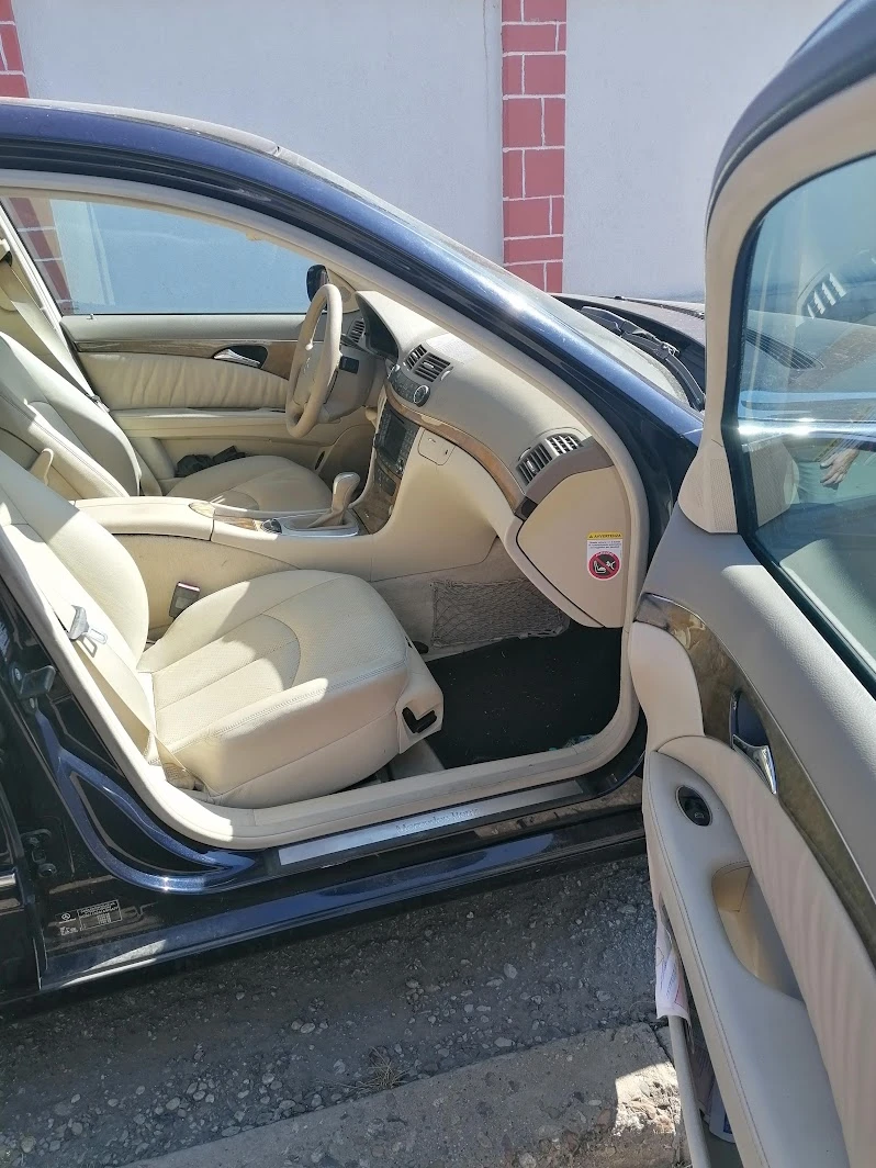 Mercedes-Benz E 280, снимка 7 - Автомобили и джипове - 52521472