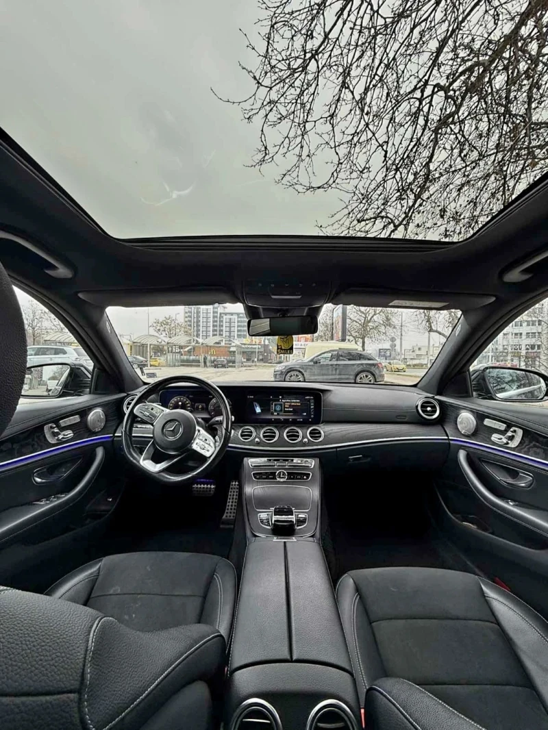 Mercedes-Benz E 220, снимка 13 - Автомобили и джипове - 52965517