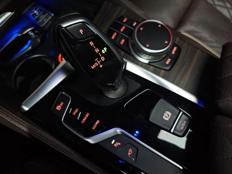BMW 530 530I M Sports Plus, снимка 11 - Автомобили и джипове - 55505435