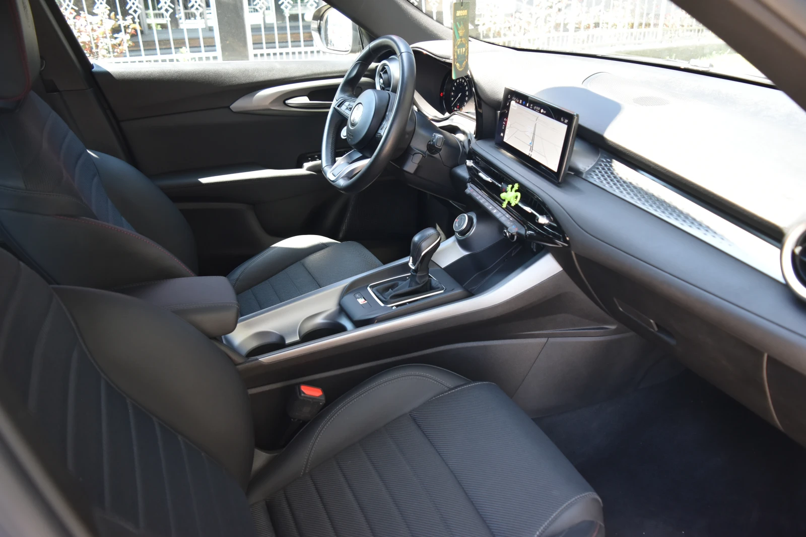 Alfa Romeo Tonale 1.5 hybrid Speciale 160cv - изображение 10