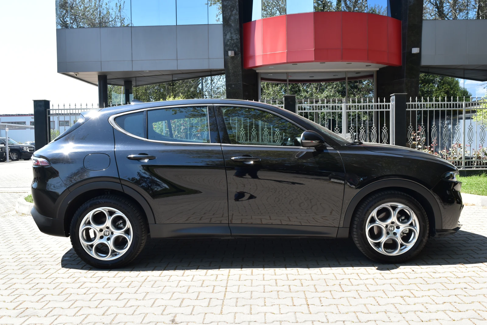 Alfa Romeo Tonale 1.5 hybrid Speciale 160cv - изображение 6