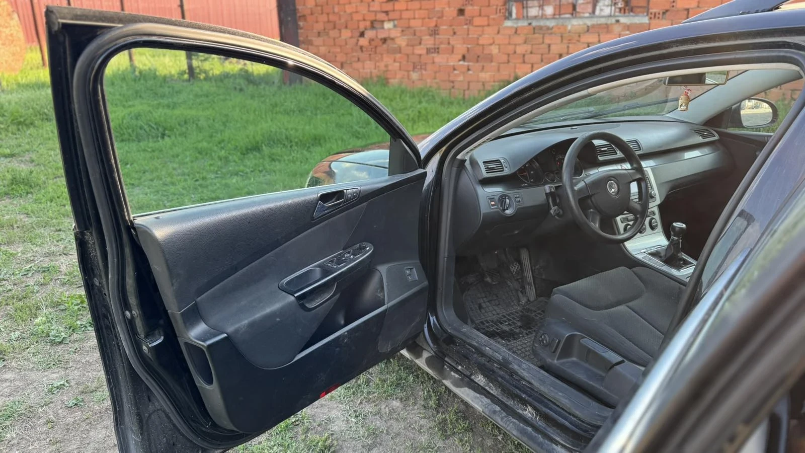 VW Passat 2.0 TDI BMP 4x4 - изображение 8