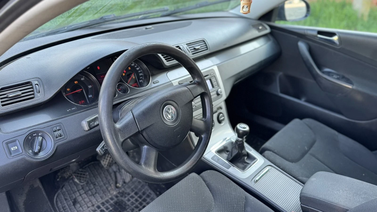 VW Passat 2.0 TDI BMP 4x4 - изображение 7
