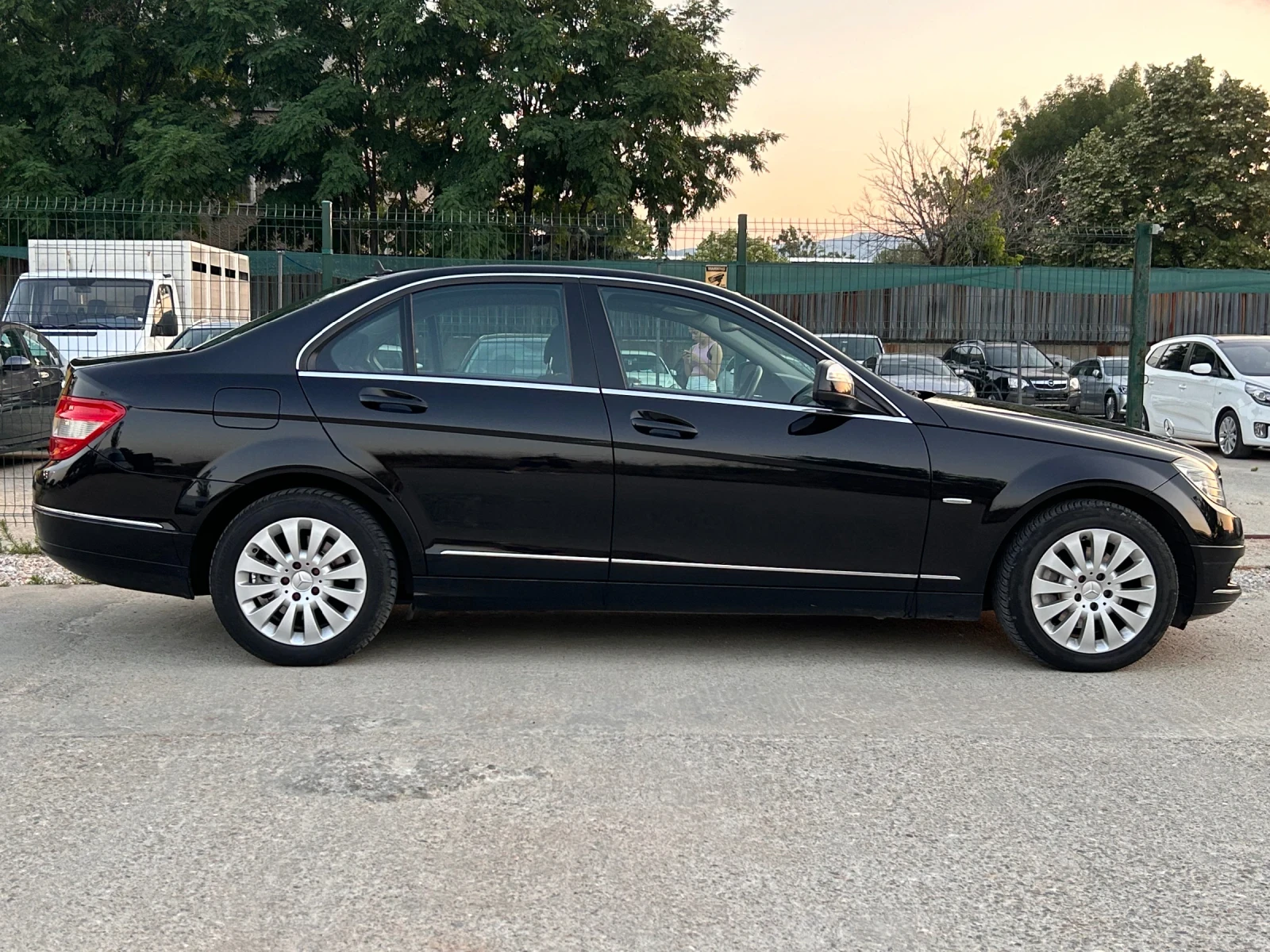 Mercedes-Benz C 220  - изображение 6