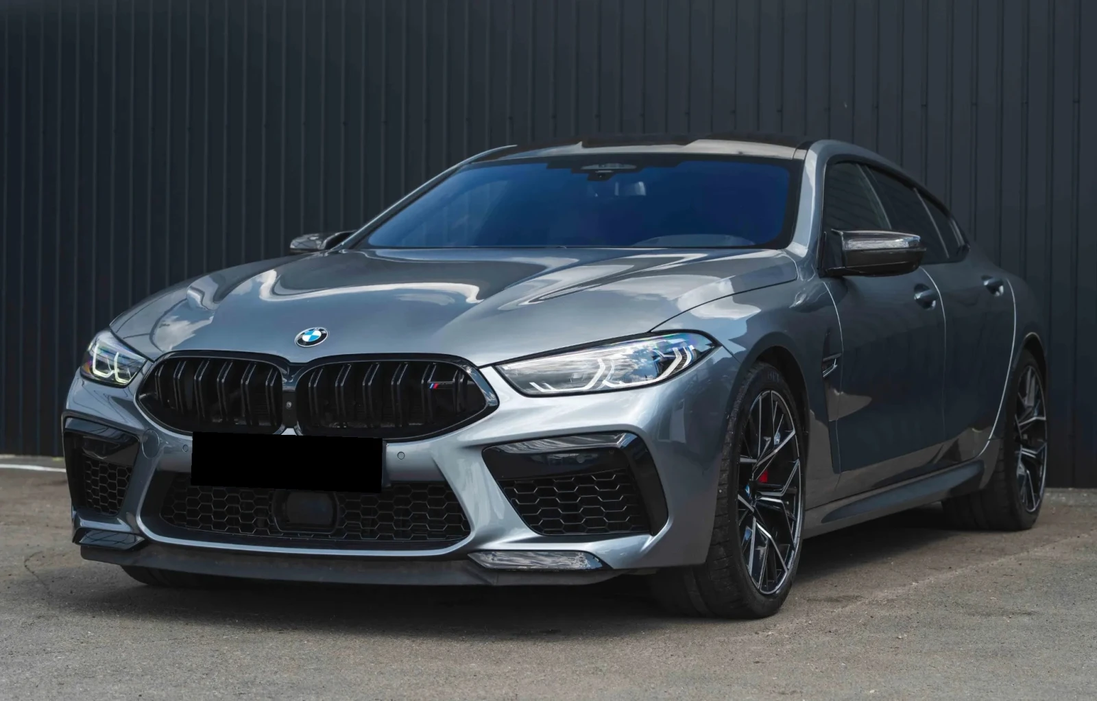 BMW M8  - изображение 2