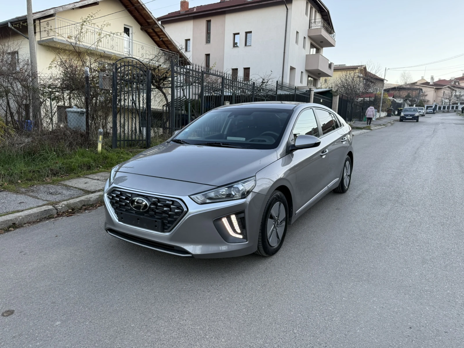 Hyundai Ioniq HYBRID FACELIFT - изображение 2